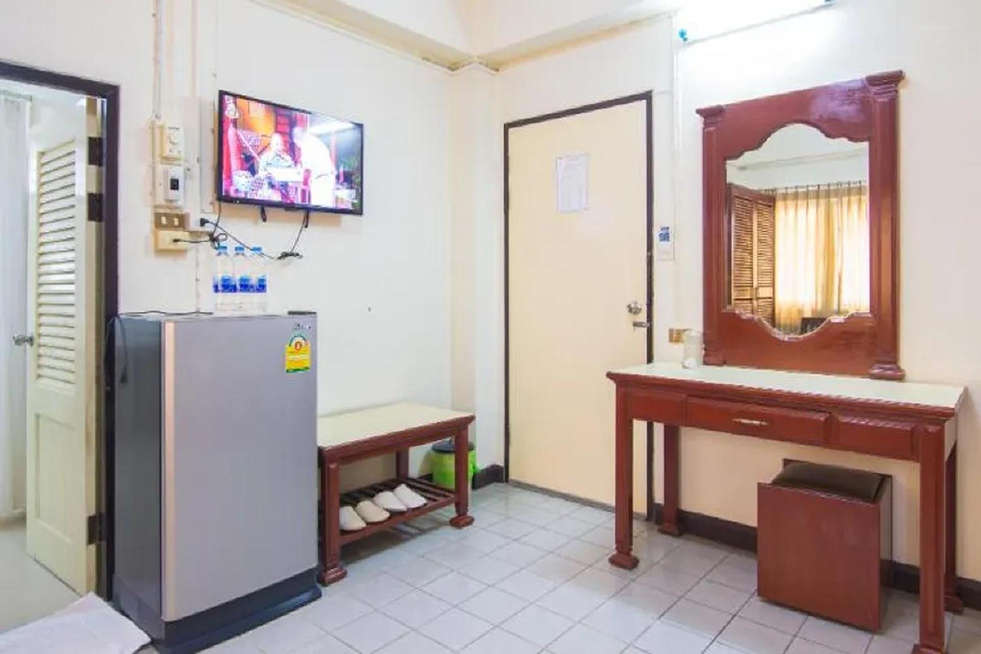 Khelang Nakorn Hotel Lampang Ngoại thất bức ảnh