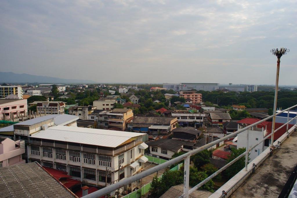 Khelang Nakorn Hotel Lampang Ngoại thất bức ảnh