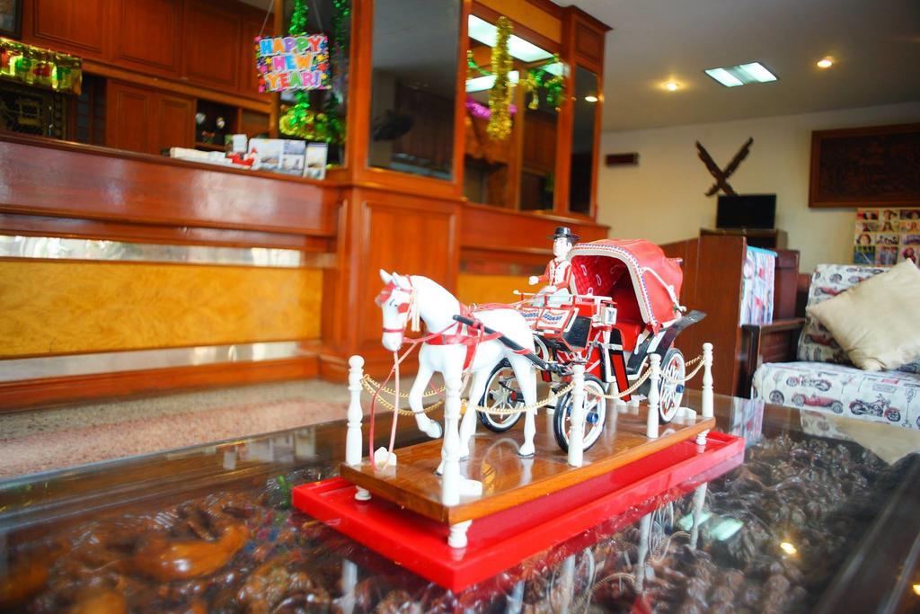 Khelang Nakorn Hotel Lampang Ngoại thất bức ảnh